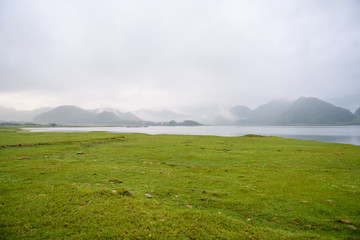 洛阳二外小学一年级开设英语课吗