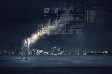 很灵的招桃花的方法 改变桃花运最好的办法